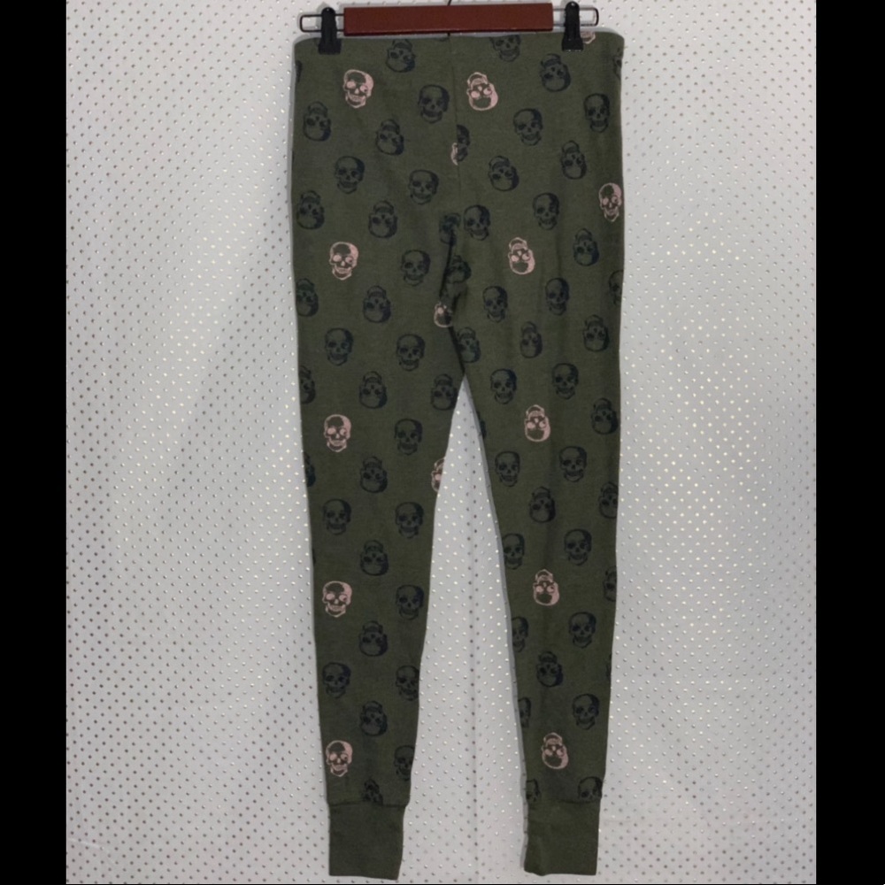 Xhiliration Skull Petitie Sleepwear - Size S/P